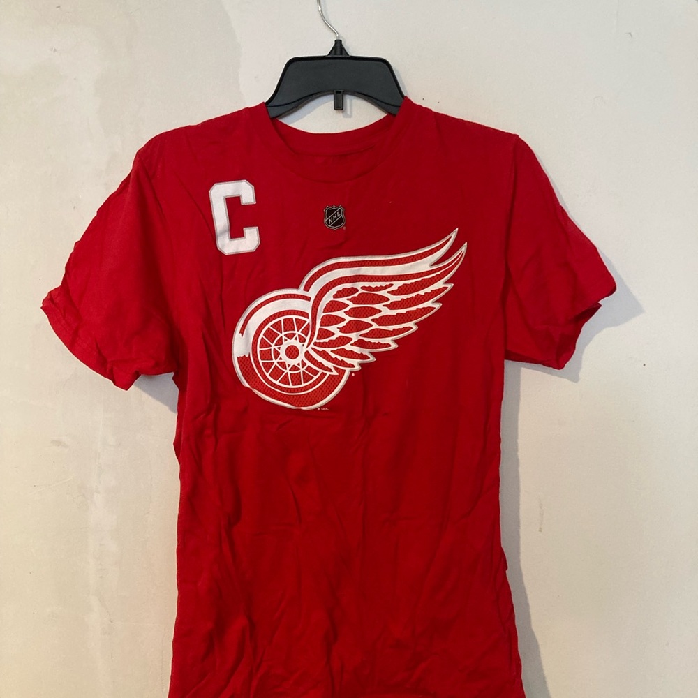 Reebok Red Wings Short Brand new!
